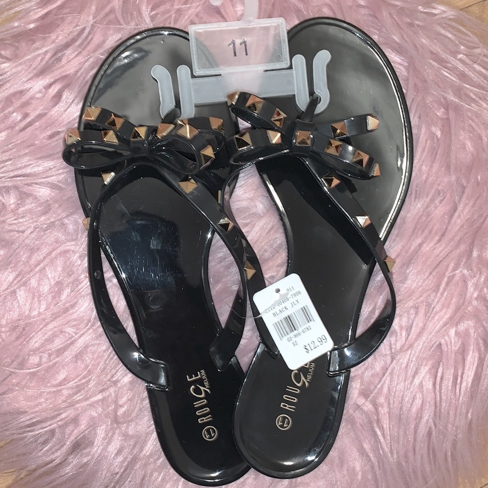 SOLD 💕
